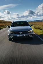 Volkswagen Passat Estate R-Line Edition 2019 года (UK)
